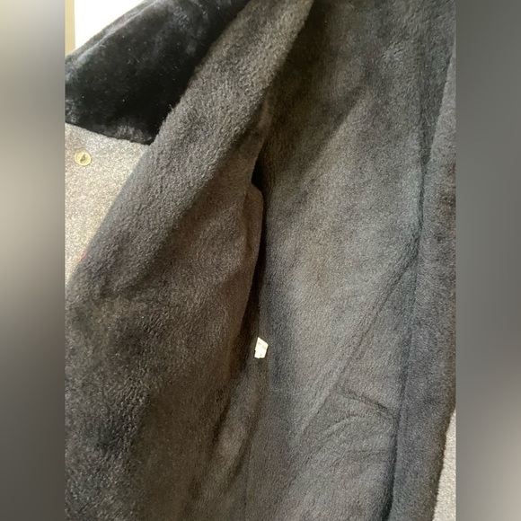 Men’s Vintage Outerwear Originals Tailored By Kenton Gray Wool Coat w/ Fur - Picture 11 of 12